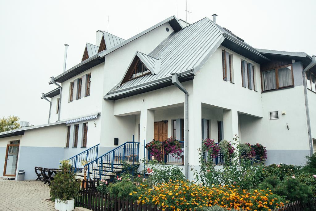 Sveciu Namai Linges Hotel Nemezis Ngoại thất bức ảnh
